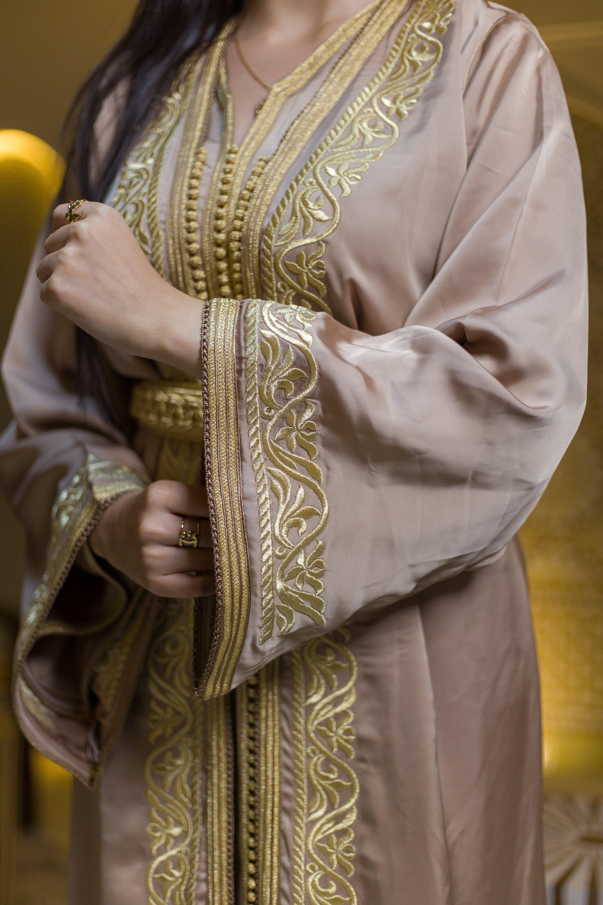 Gharam Beige & Créme